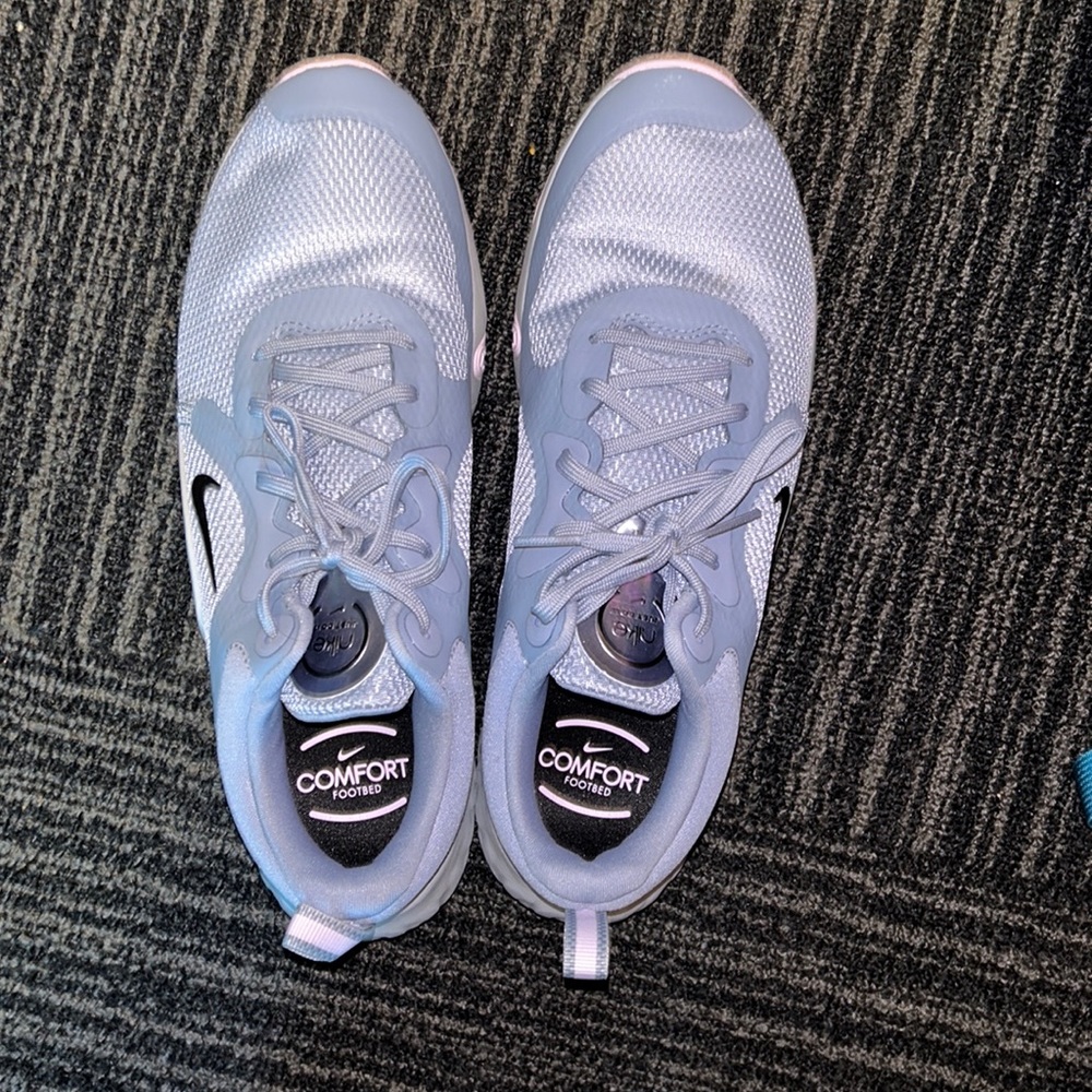 Nike Shoes Women’s 8.5
